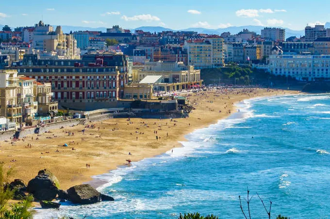 biarritz-istock-680x452